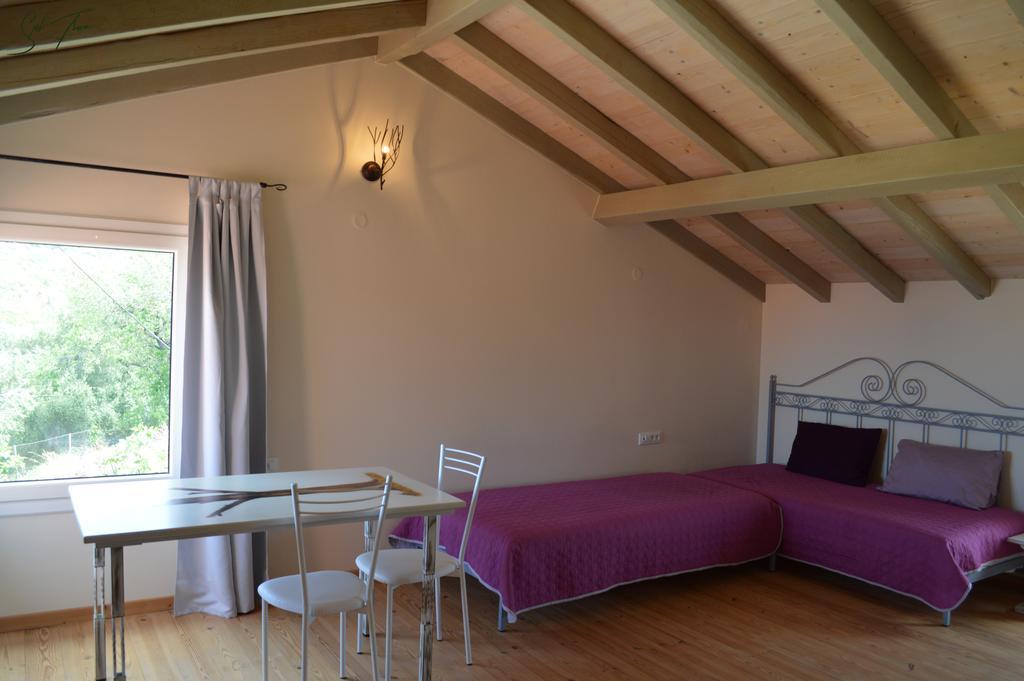 Spiti Thea Apartment Makrades Bagian luar foto